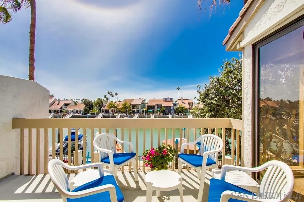 80 Kingston Coronado, CA 92118