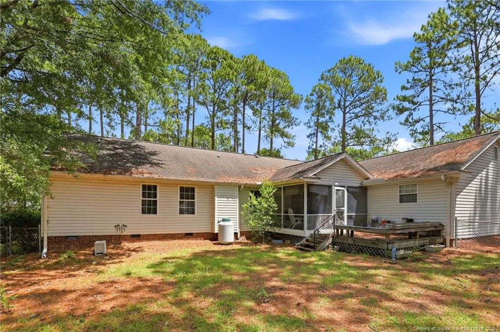 405 John McQueen Road Aberdeen, NC 28315