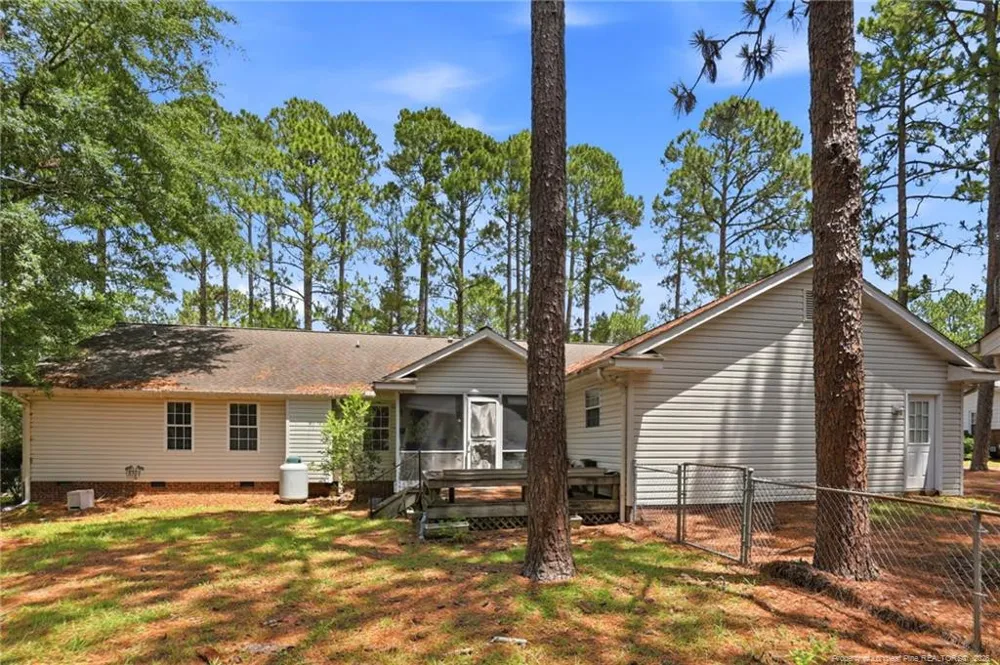 405 John McQueen Road Aberdeen, NC 28315