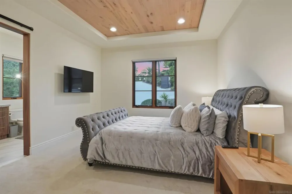 6045 Mimulus Rancho Santa Fe, CA 92067