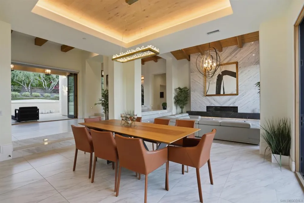6045 Mimulus Rancho Santa Fe, CA 92067
