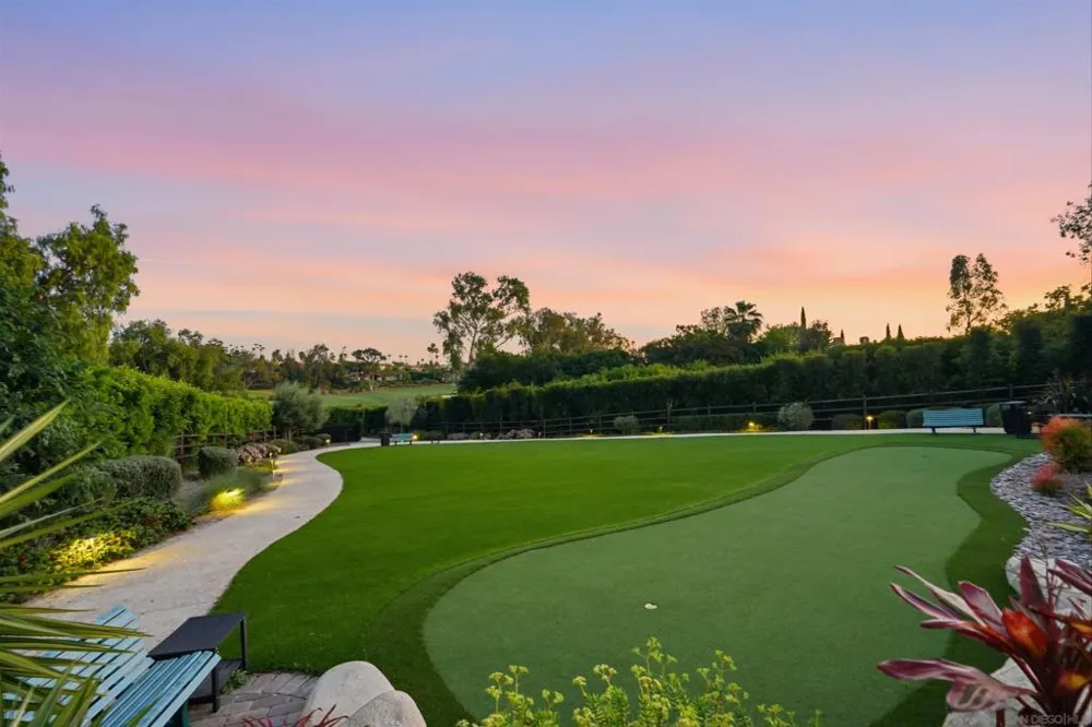 6045 Mimulus Rancho Santa Fe, CA 92067
