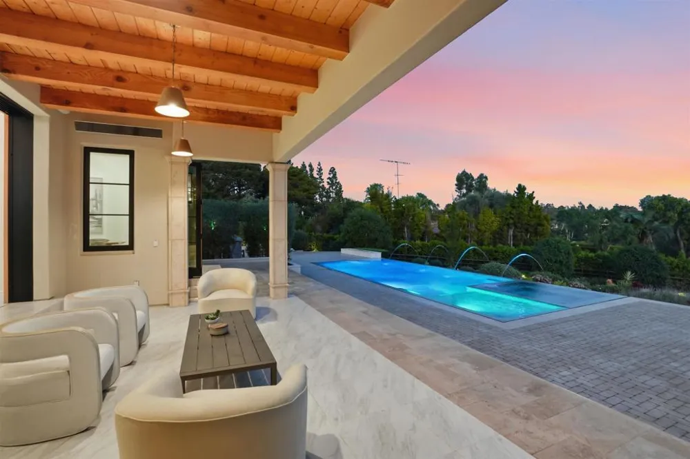 6045 Mimulus Rancho Santa Fe, CA 92067