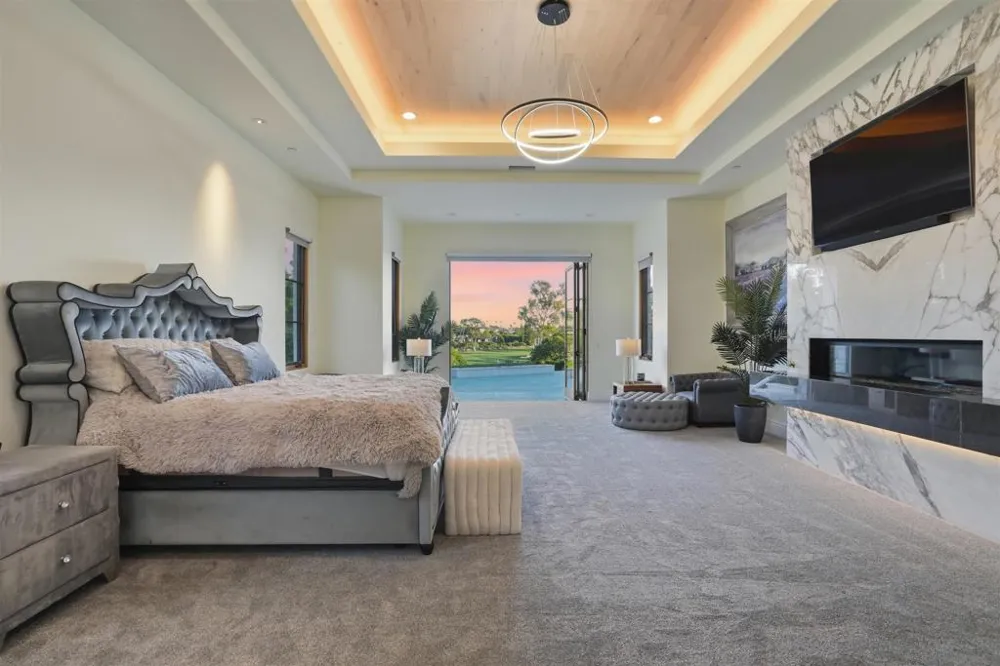 6045 Mimulus Rancho Santa Fe, CA 92067