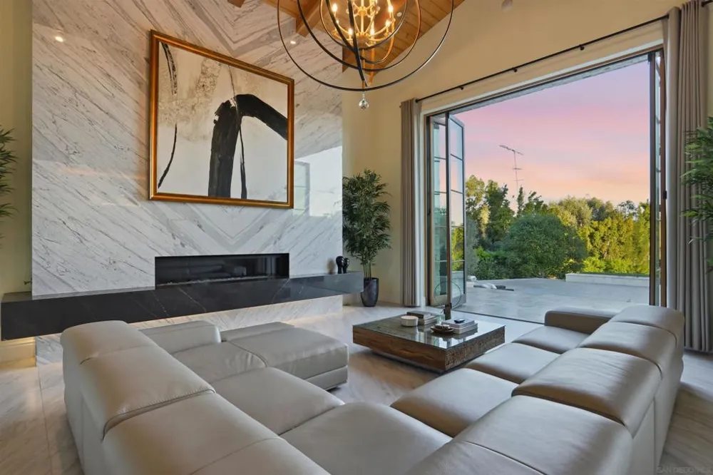 6045 Mimulus Rancho Santa Fe, CA 92067