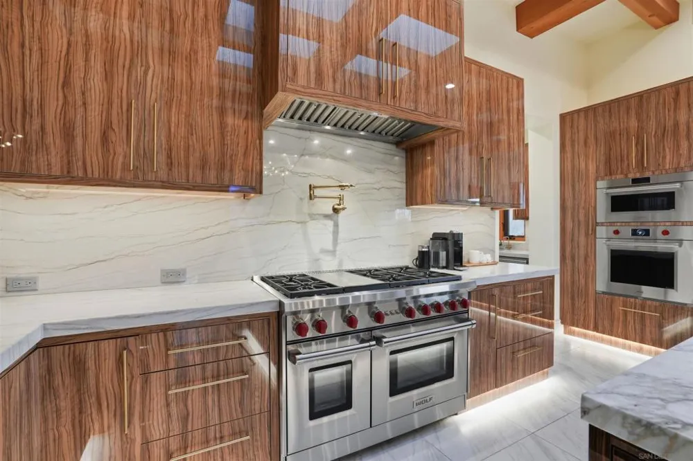 6045 Mimulus Rancho Santa Fe, CA 92067