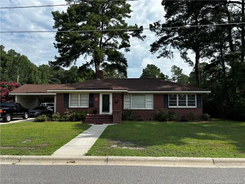 704 W 27th Street