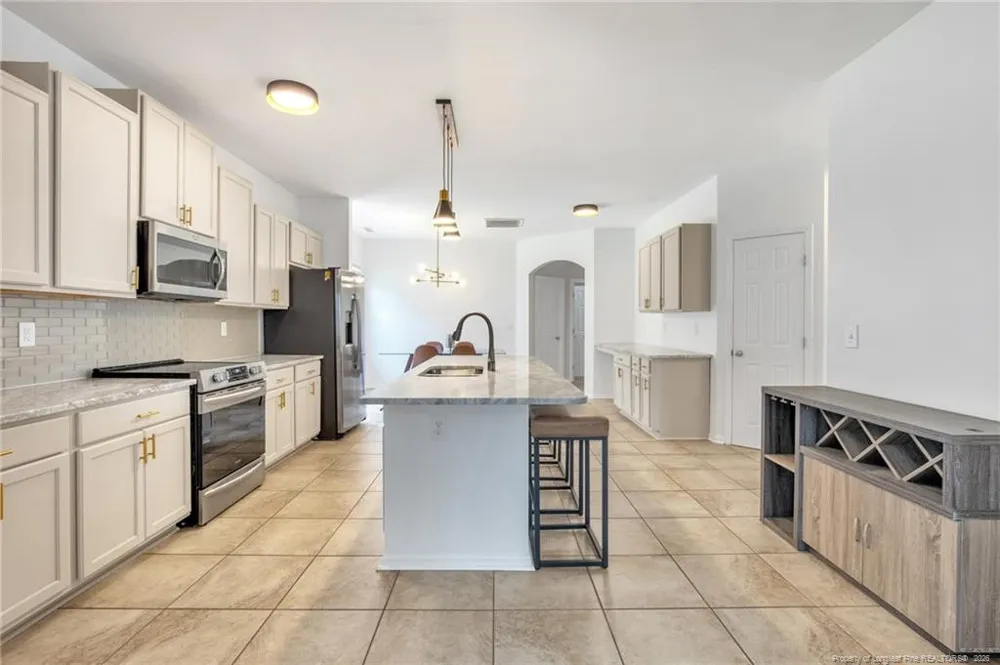 5720 Gentleman Drive Hope Mills, NC 28348