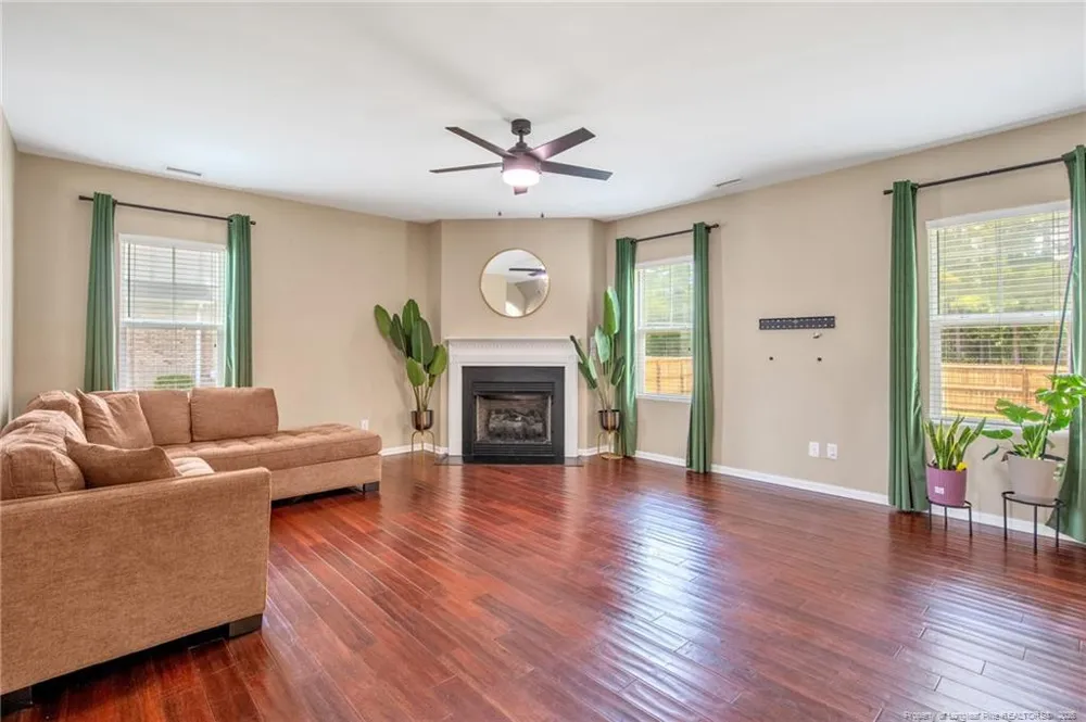 5720 Gentleman Drive Hope Mills, NC 28348
