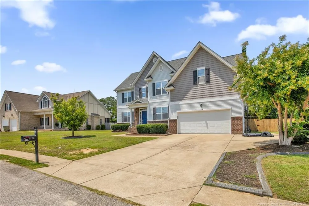 5720 Gentleman Drive Hope Mills, NC 28348