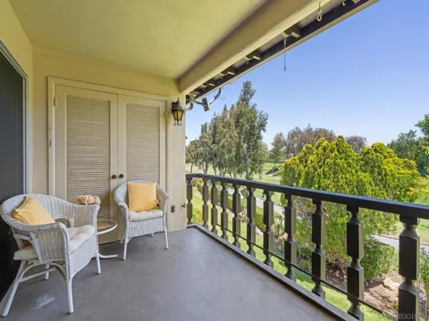 12140 Rancho Bernardo Dr #B