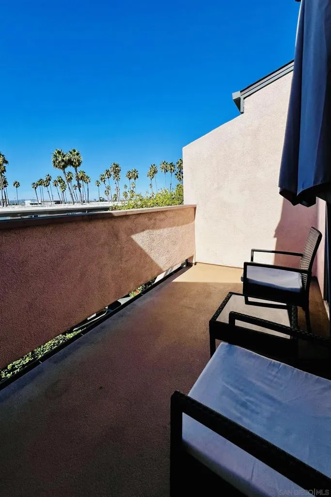 3254 Ashford St #H San Diego, CA 92111