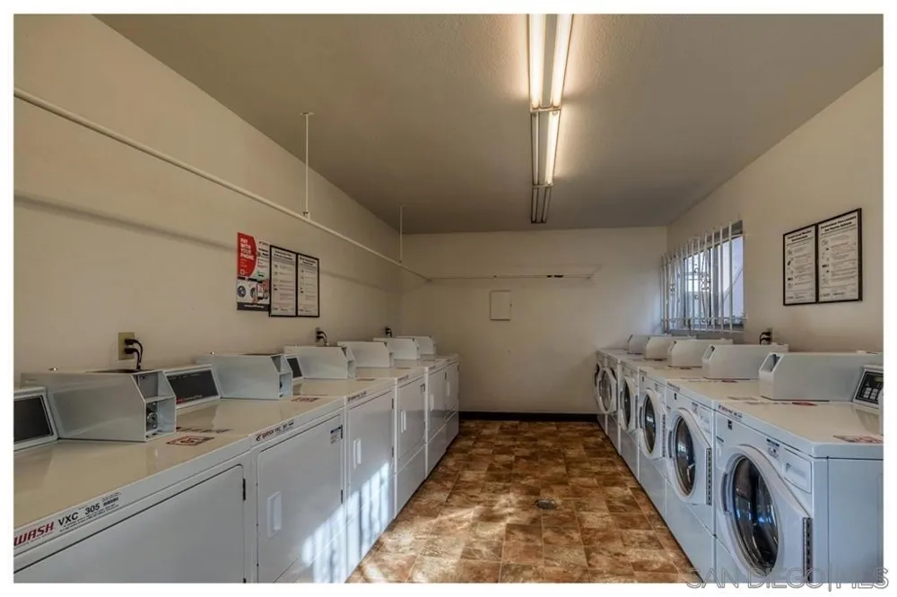3254 Ashford St #H San Diego, CA 92111