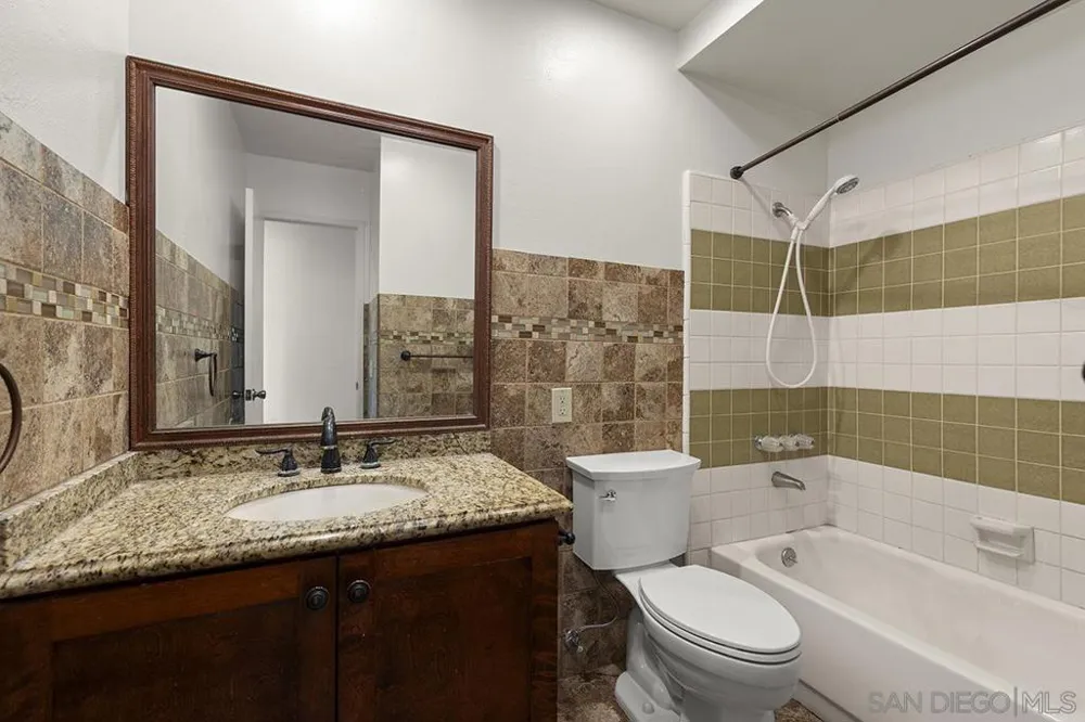2170 Jefferson Ave Escondido, CA 92027