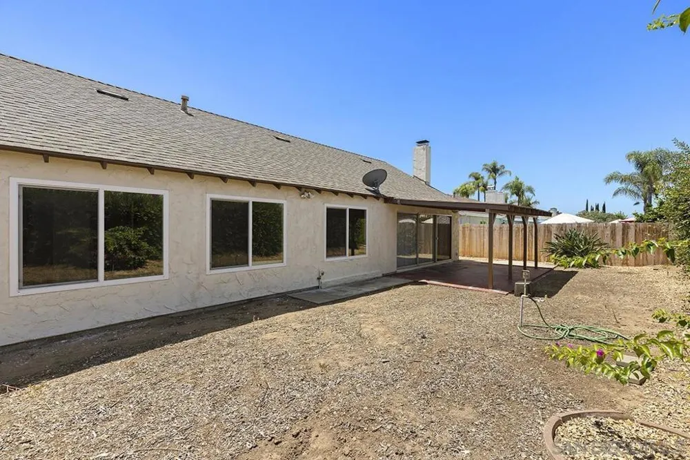 2170 Jefferson Ave Escondido, CA 92027