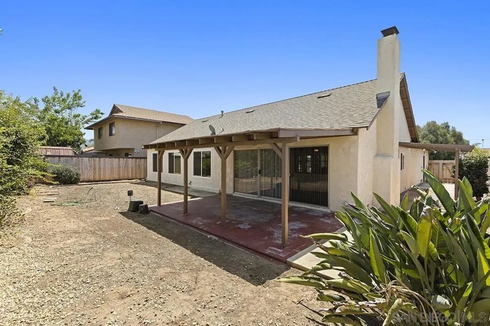 2170 Jefferson Ave Escondido, CA 92027