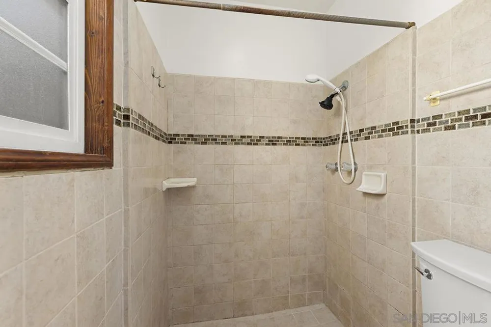 2170 Jefferson Ave Escondido, CA 92027