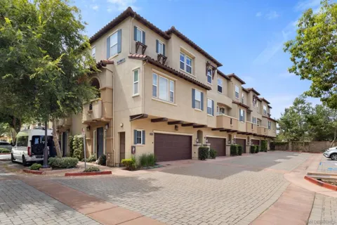 2104 Cosmo Way