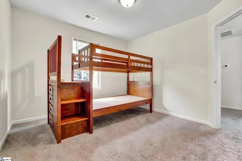 156 Queens Circle Laurens, SC 29360