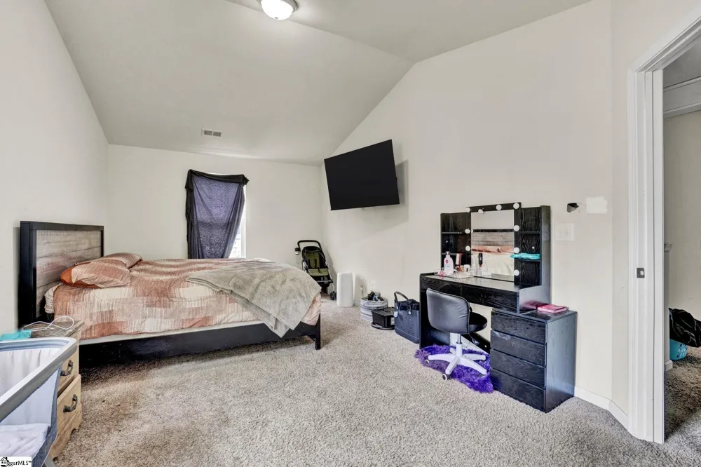 156 Queens Circle Laurens, SC 29360