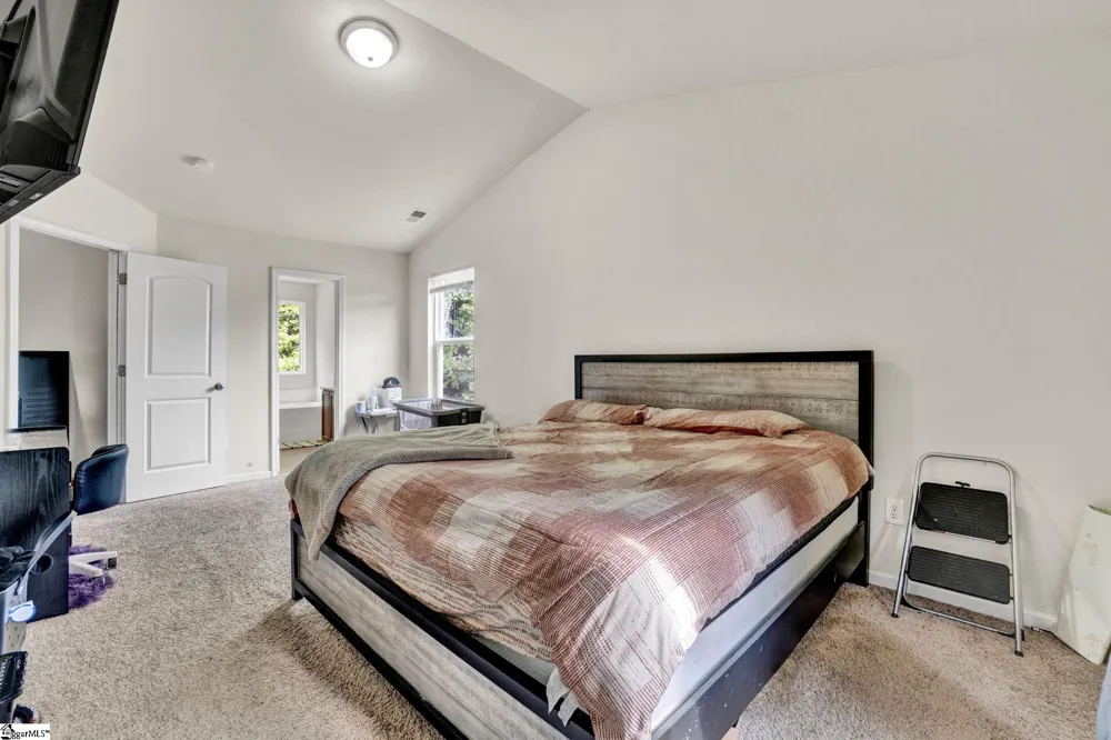 156 Queens Circle Laurens, SC 29360
