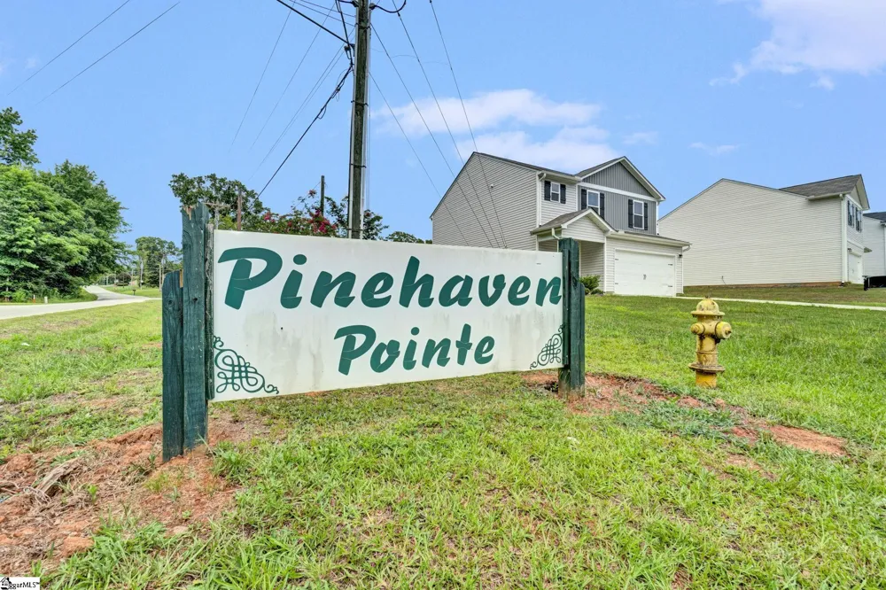 156 Queens Circle Laurens, SC 29360
