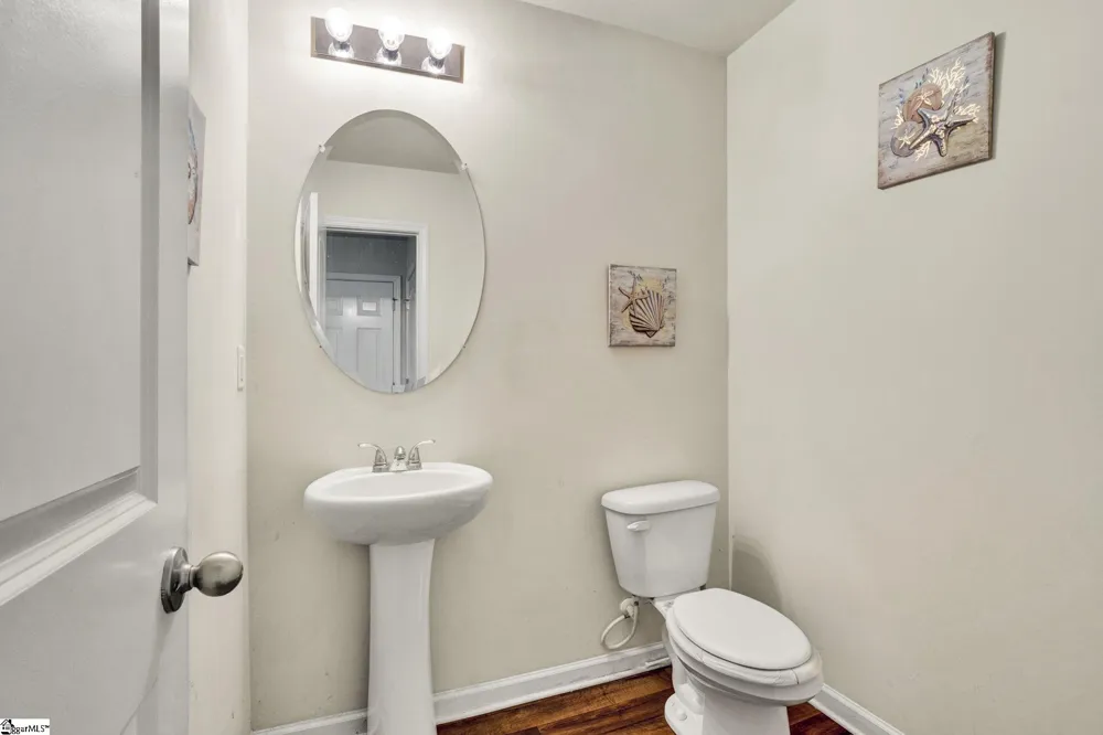 156 Queens Circle Laurens, SC 29360