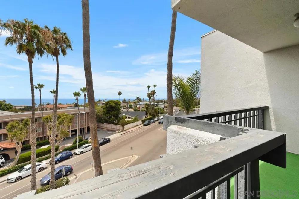 727 SAPPHIRE STREET #405 San Diego, CA 92109