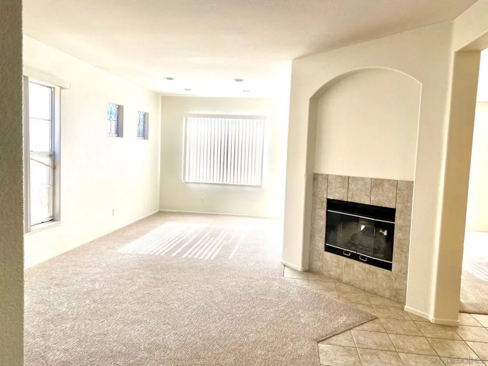 13360 Calderon Road San Diego, CA 92129