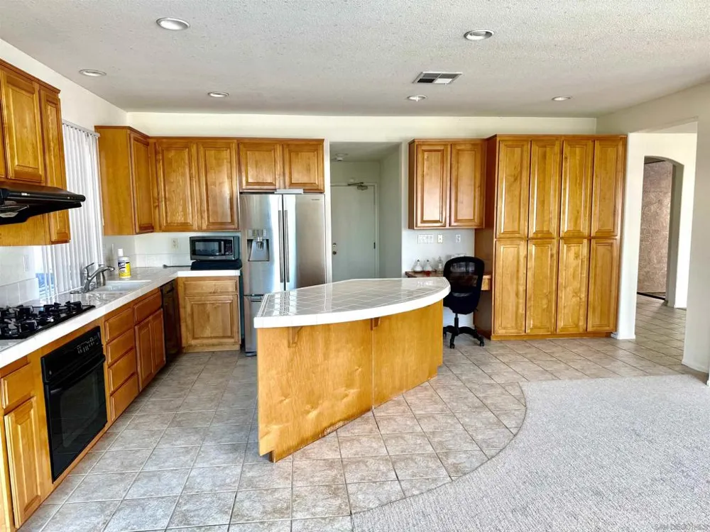 13360 Calderon Road San Diego, CA 92129