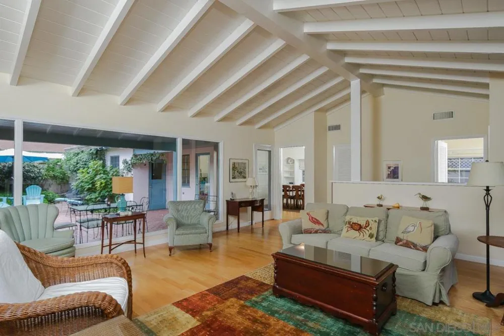 1045 Adella Coronado, CA 92118