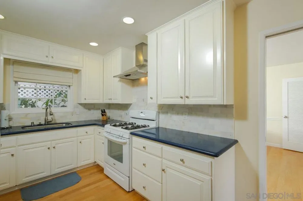 1045 Adella Coronado, CA 92118