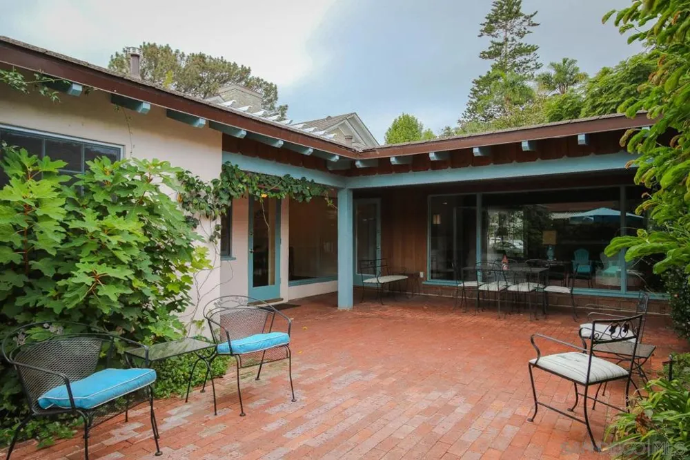 1045 Adella Coronado, CA 92118