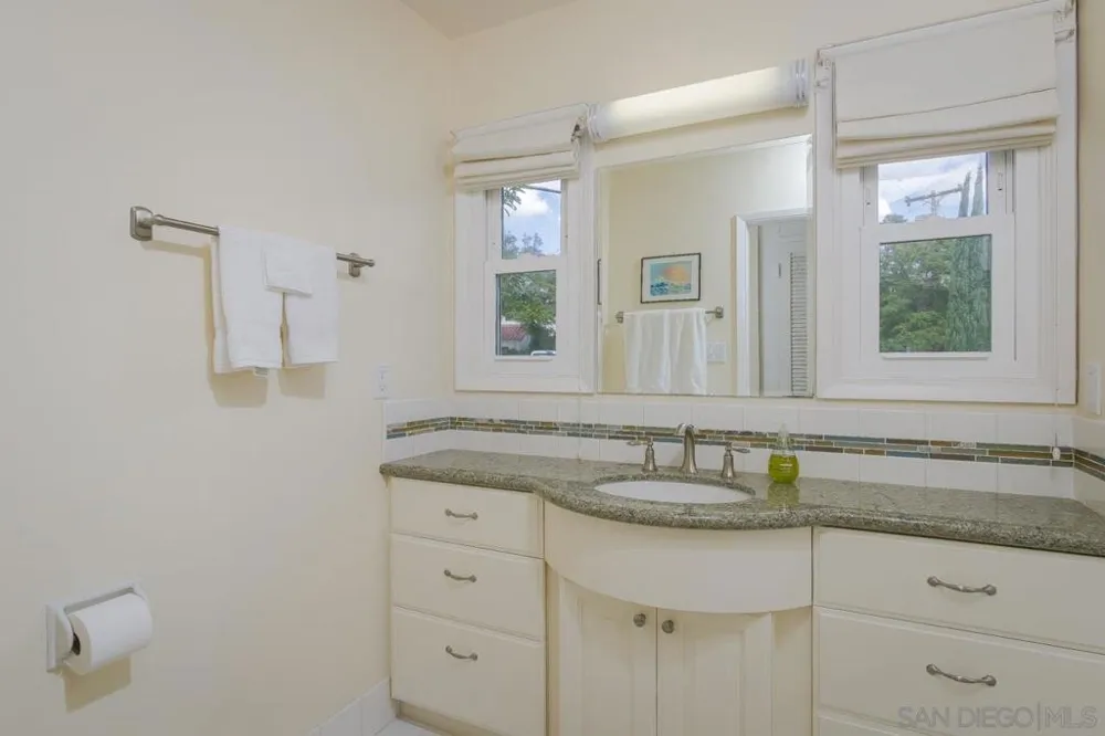 1045 Adella Coronado, CA 92118