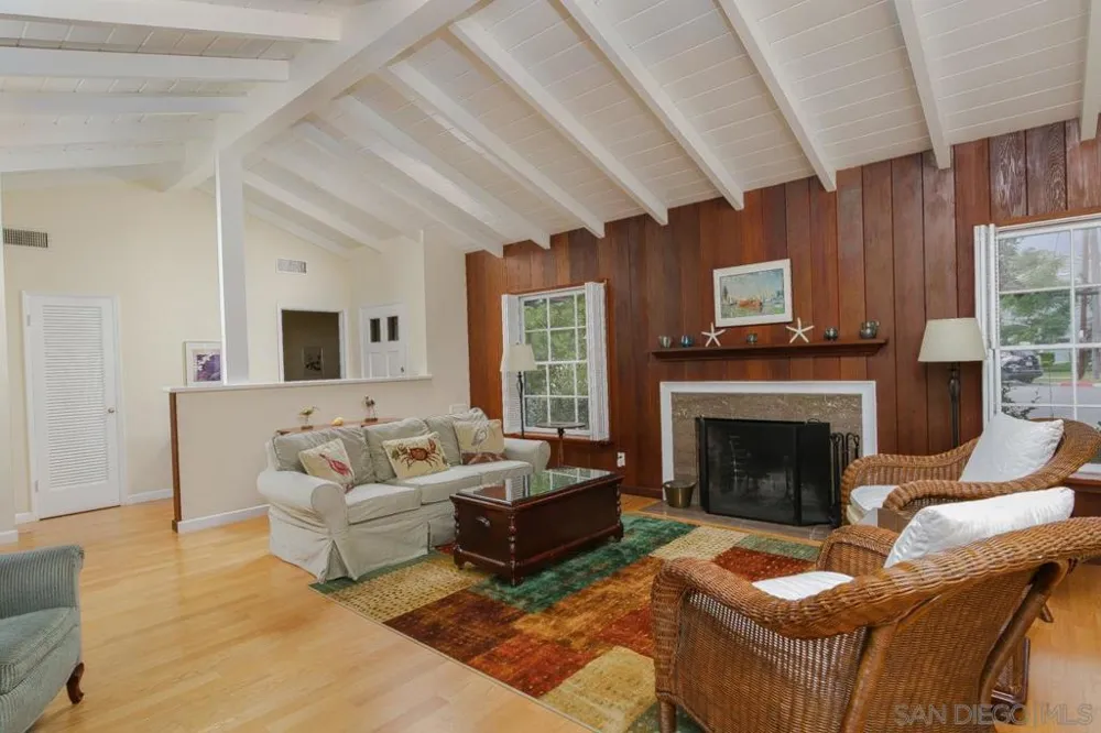 1045 Adella Coronado, CA 92118