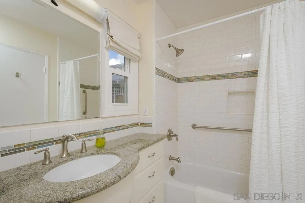 1045 Adella Coronado, CA 92118