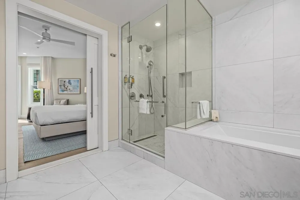 1500 Orange Ave #10 Coronado, CA 92118