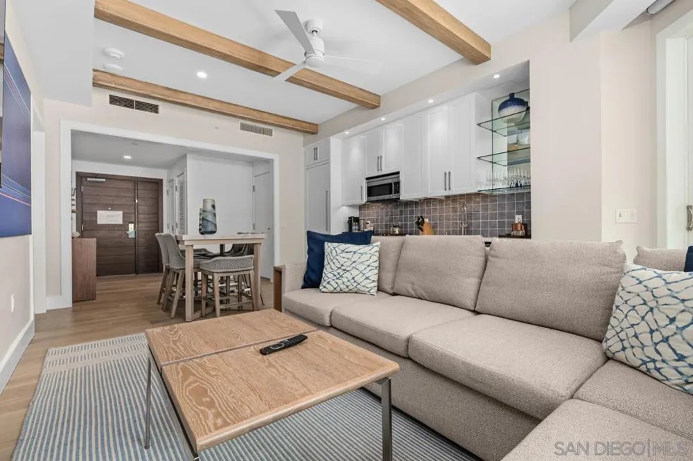 1500 Orange Ave #10 Coronado, CA 92118