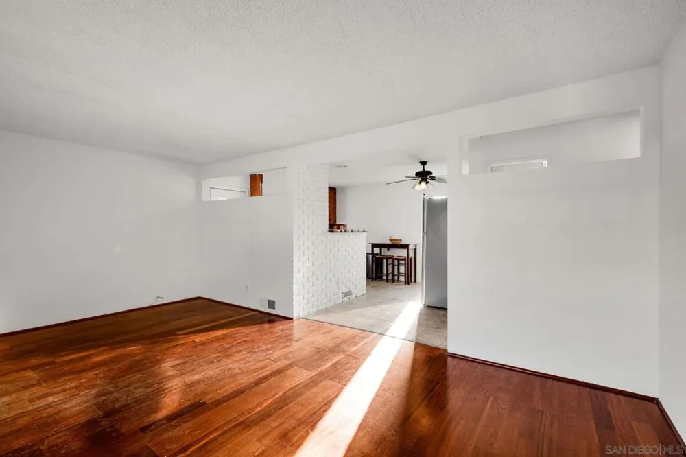 2002 Noble Street Lemon Grove, CA 91945