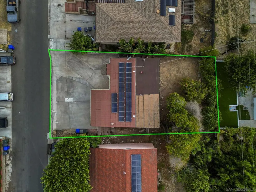 2002 Noble Street Lemon Grove, CA 91945