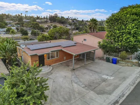 2002 Noble Street