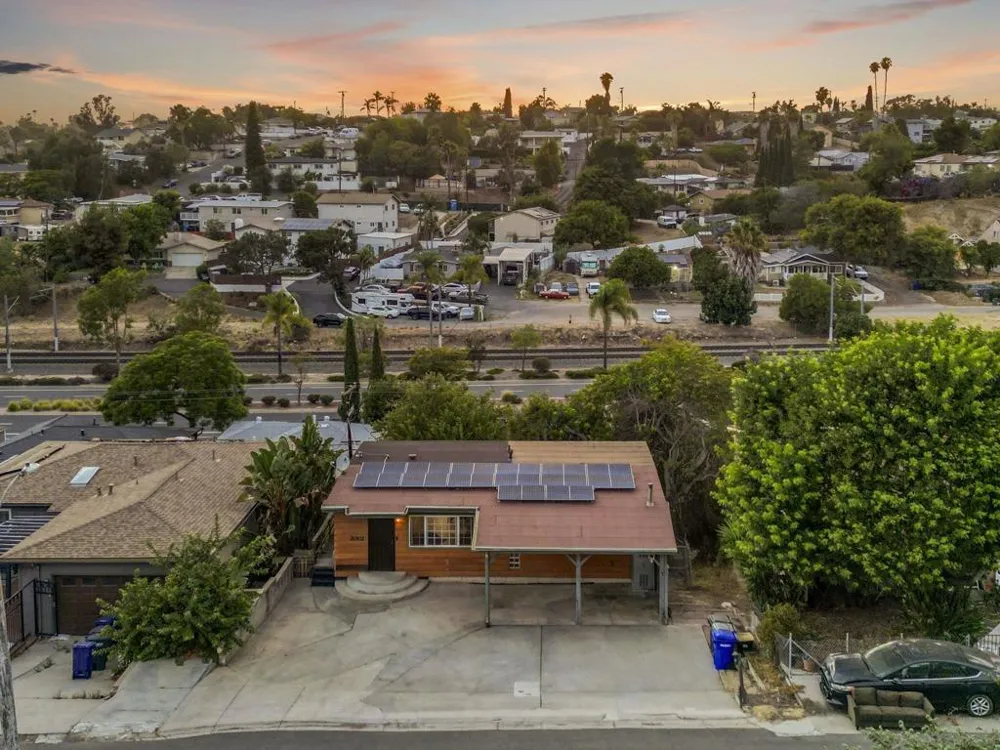 2002 Noble Street Lemon Grove, CA 91945