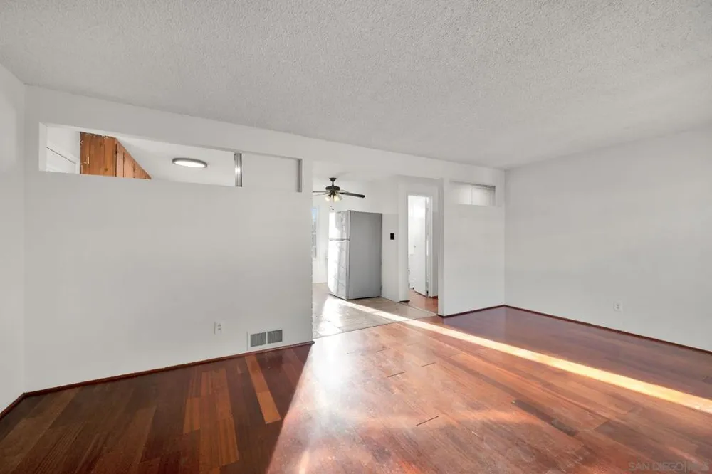 2002 Noble Street Lemon Grove, CA 91945