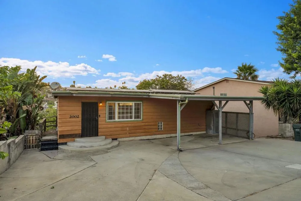 2002 Noble Street Lemon Grove, CA 91945