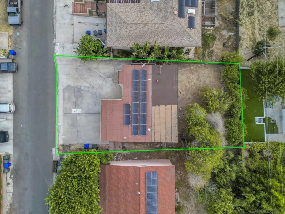 2002 Noble Street Lemon Grove, CA 91945