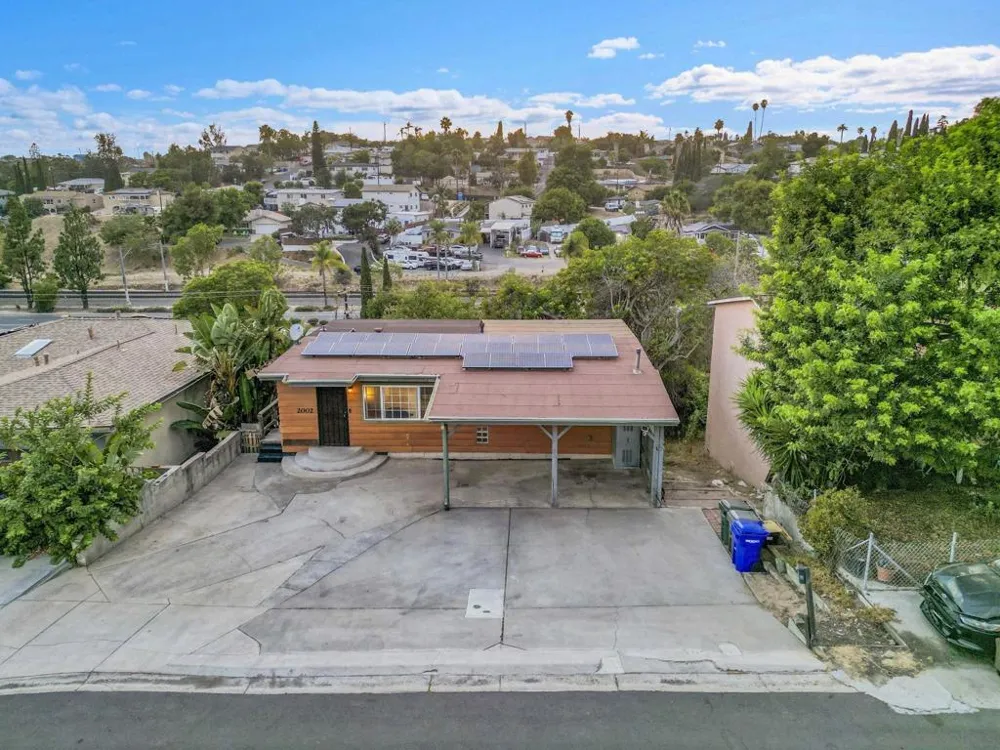 2002 Noble Street Lemon Grove, CA 91945