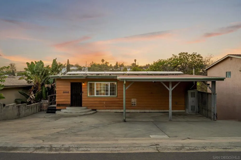 2002 Noble Street Lemon Grove, CA 91945