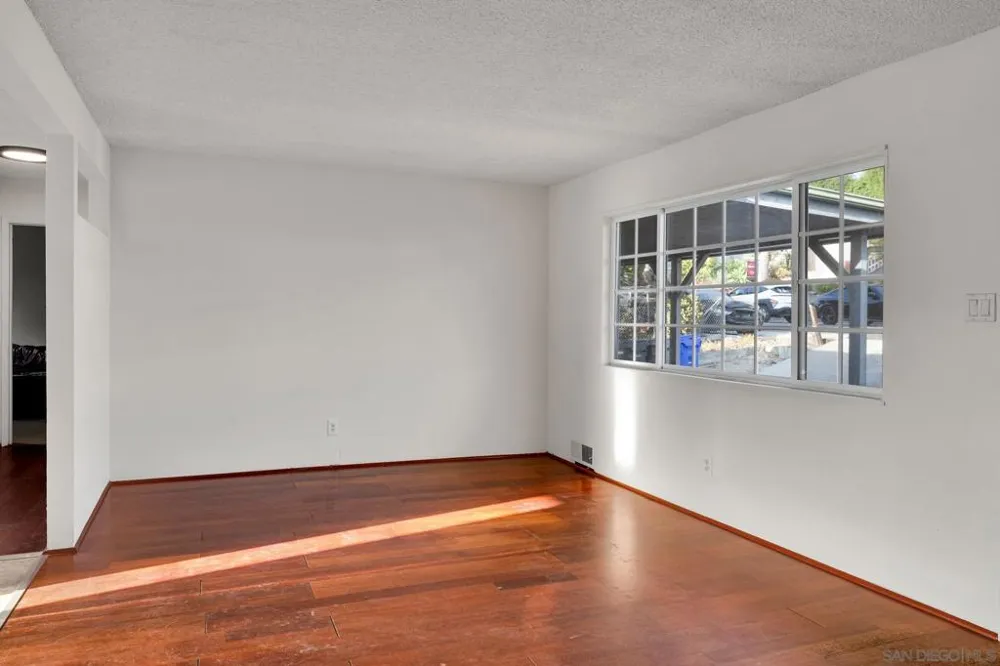 2002 Noble Street Lemon Grove, CA 91945