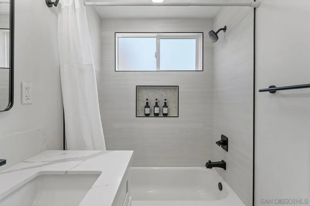 3109 Hawk Str San Diego, CA 92103