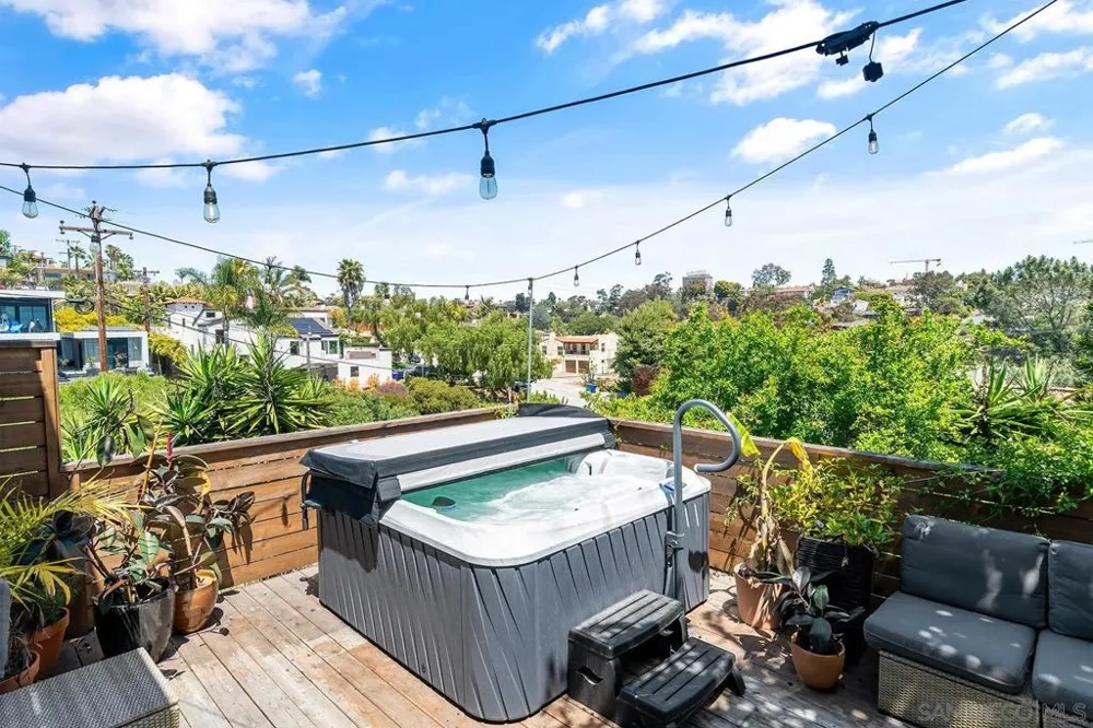 3109 Hawk Str San Diego, CA 92103